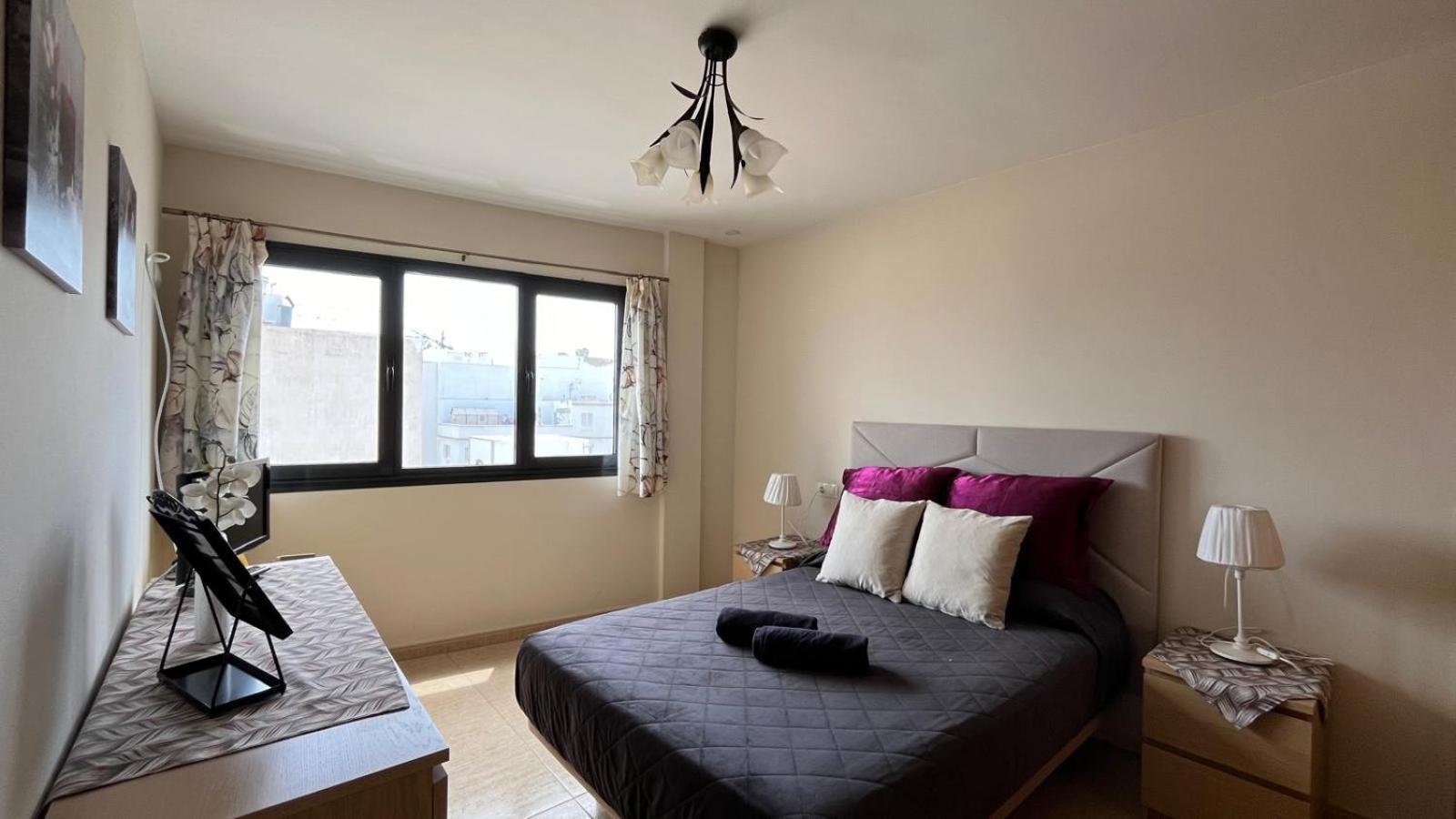 Bright, Modern Apartment In The Heart Of Arrecife Bagian luar foto